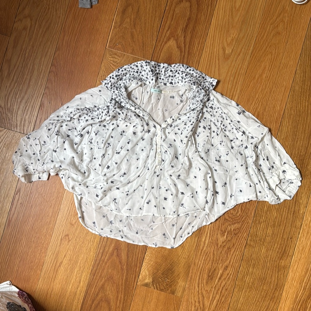 UO Crop Button Down